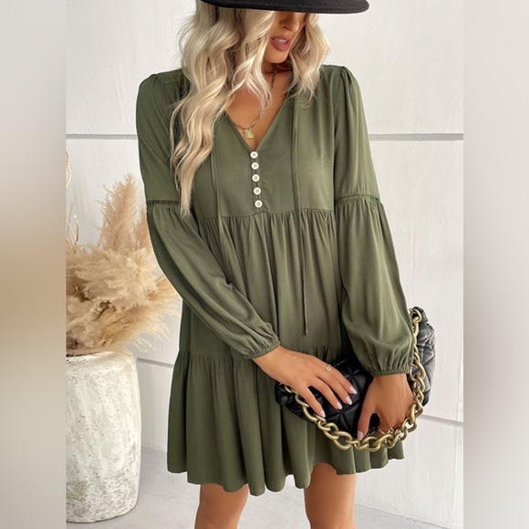 WL Dresses & Skirts - Buttoned Puff Sleeve Tiered Dress Army Green